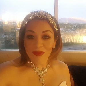 Elegant Wedding/prom hair accessory